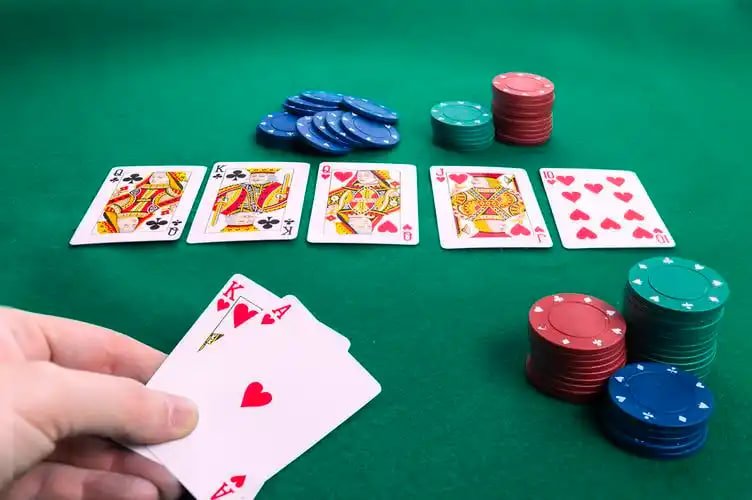Tampilan detail taruhan Skor Tepat di emototo dengan ringkasan odds dan potensi kemenangan